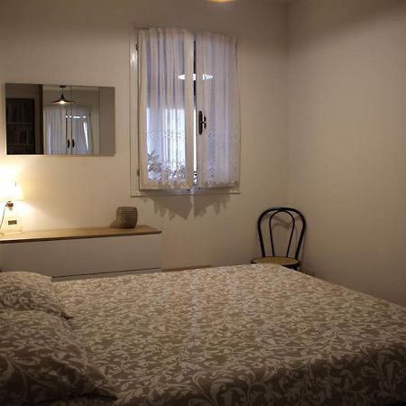 Appartamento Balcone Fiorito Fonzolo 外观 照片