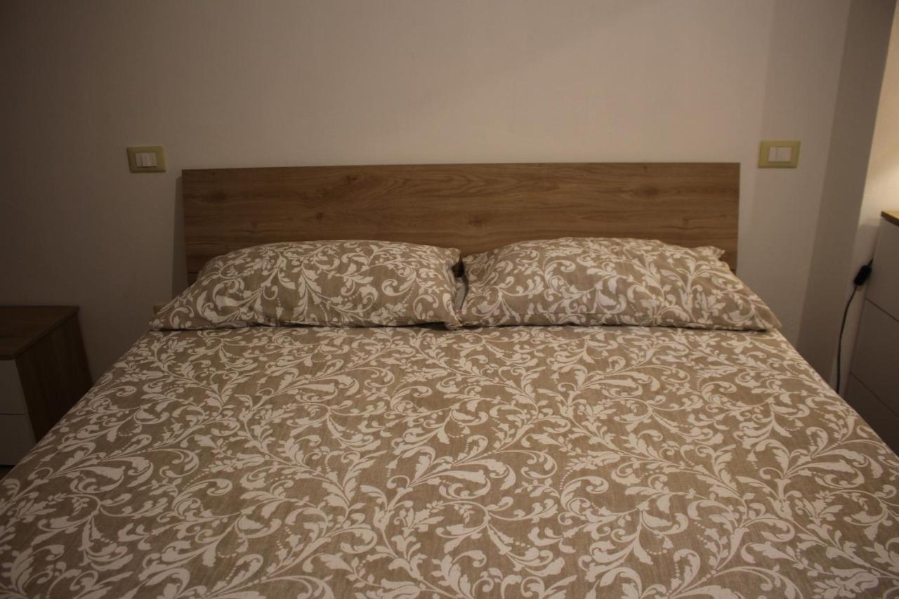 Appartamento Balcone Fiorito Fonzolo 外观 照片