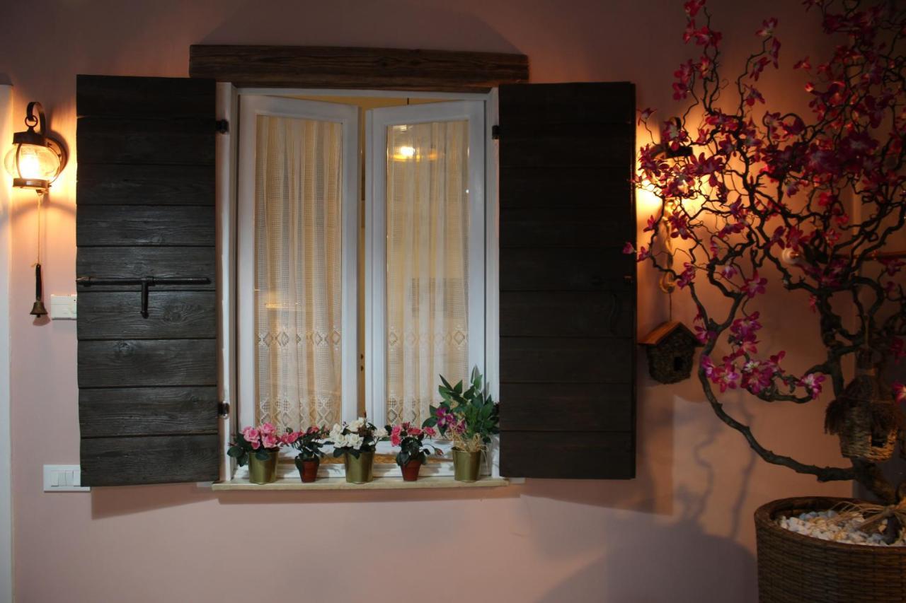 Appartamento Balcone Fiorito Fonzolo 外观 照片