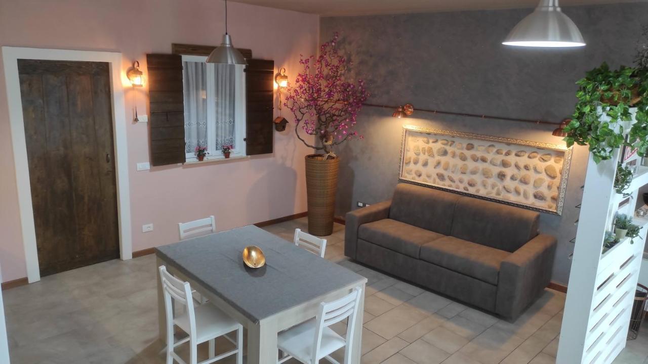 Appartamento Balcone Fiorito Fonzolo 外观 照片
